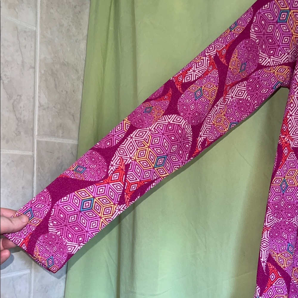 NWT LuluRoe Pink geometric Sarah Women's duster jacket - Picture 10 of 10